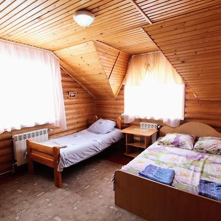 Мала Одеса Hotel Yablunytsya Exterior foto