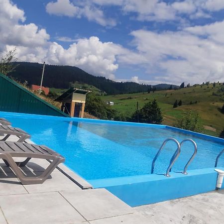 Мала Одеса Hotel Yablunytsya Exterior foto