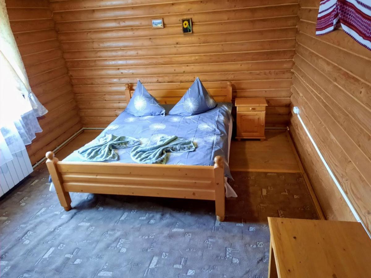 Мала Одеса Hotel Yablunytsya Exterior foto