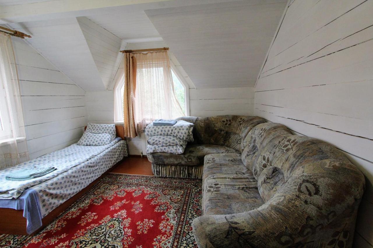 Мала Одеса Hotel Yablunytsya Exterior foto