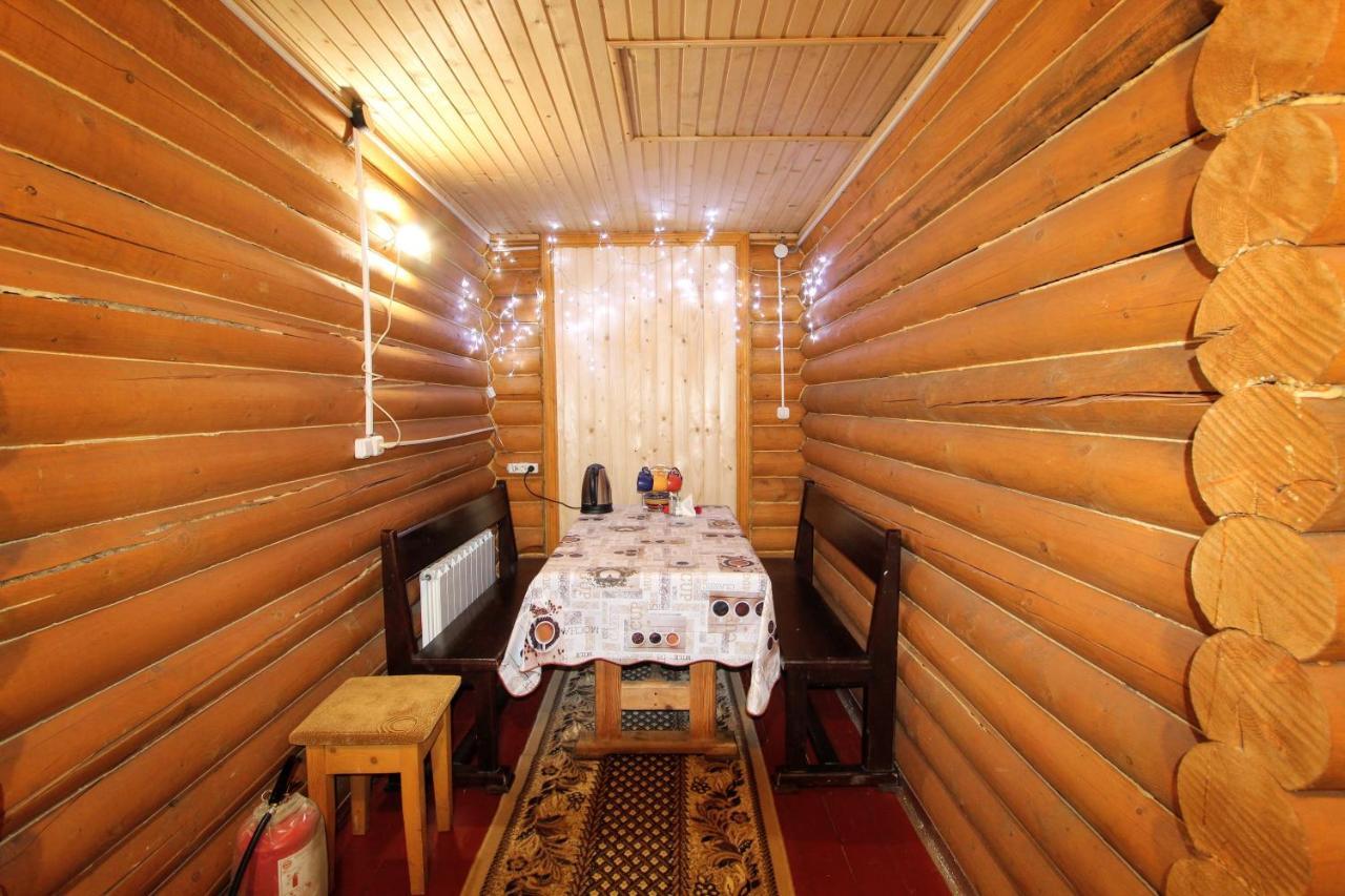 Мала Одеса Hotel Yablunytsya Exterior foto